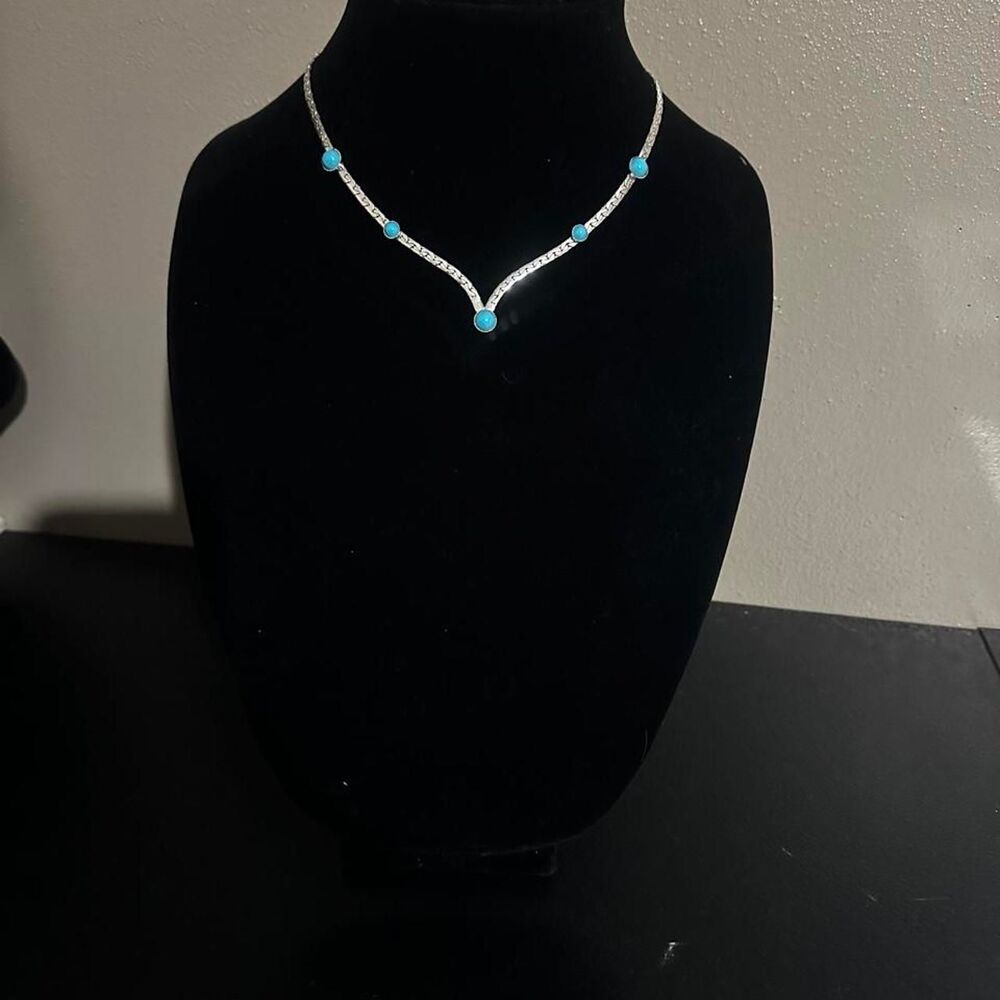 Unbranded Women's Silver and Blue Jewellery